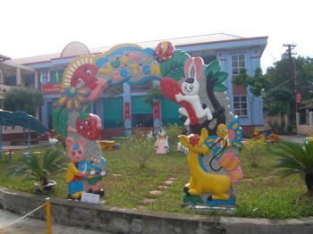 Cổng vườn cổ tích mầm non đẹp